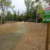 Vue d'ensemble parc avec panneau pédagogique